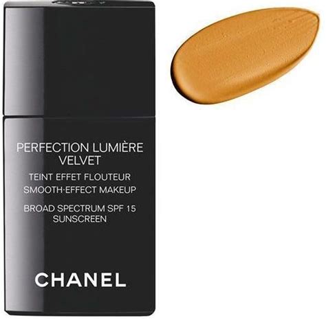 chanel perfection lumiere velvet 70 beige|Chanel perfection lumiere velvet makeup.